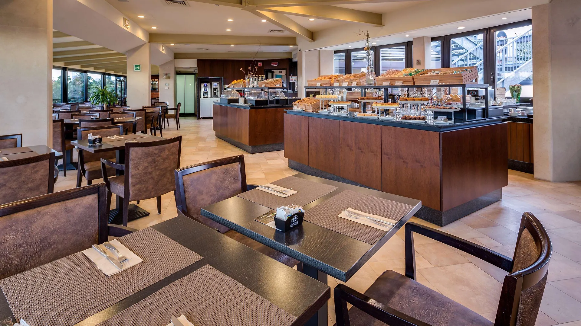 Una Hotels Galles Milano 4*, Milan Italy